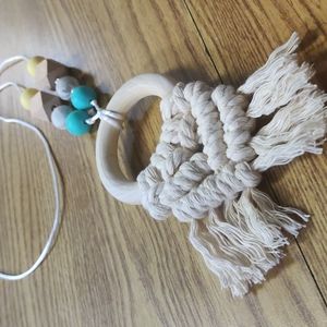Baby teether necklace